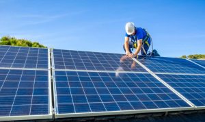 Installation et mise en production des panneaux solaires photovoltaïques à Billom